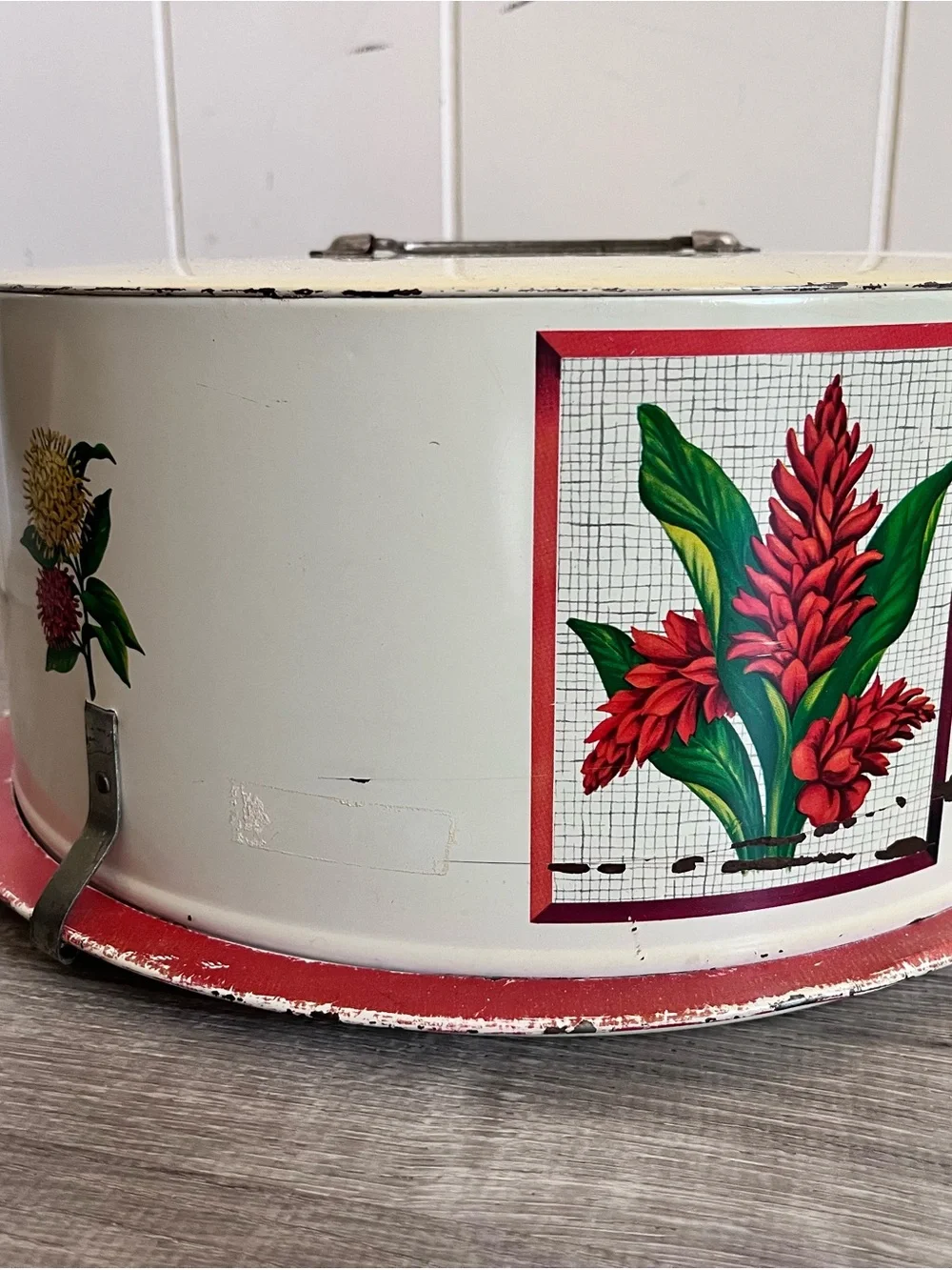 Vintage Decorative Tin Cake Carrier